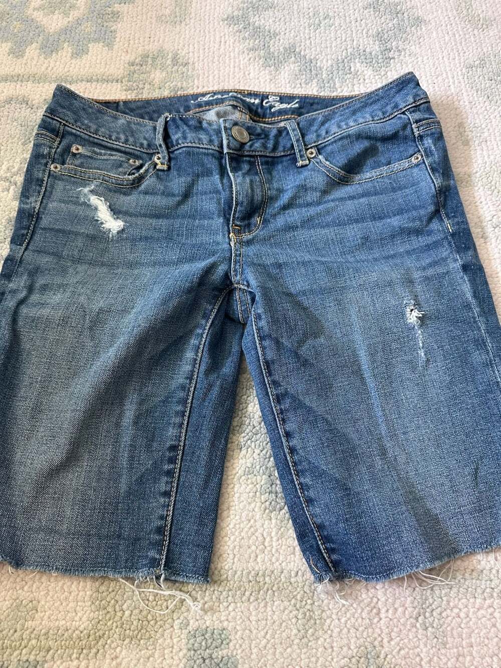 6 American Eagle Women's Stretch Denim Raw Hem Jorts Jean Shorts